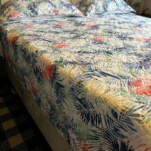 Coastal Living Home Collection tropical quilt king size bedding set